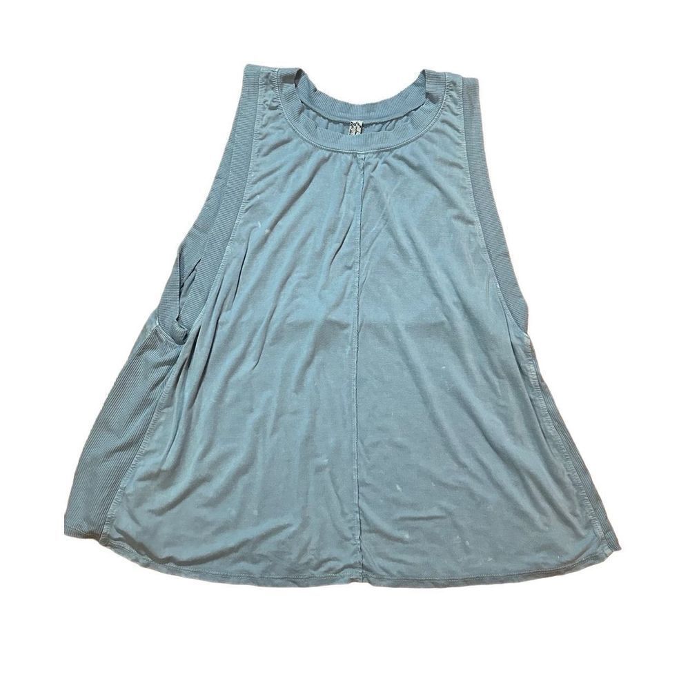 Free People‎ light blue flowy tank sz S